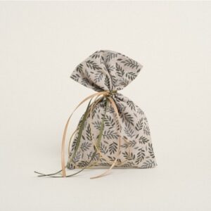 Μπομπονιέρα γάμου, πουγκί βαμβακερό με πέντε κουφέτα