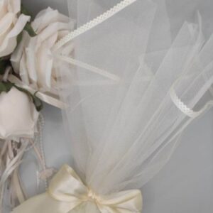 Μπομπονιέρα γάμου, πουγκί με διπλό τούλι και πέντε κουφέτα