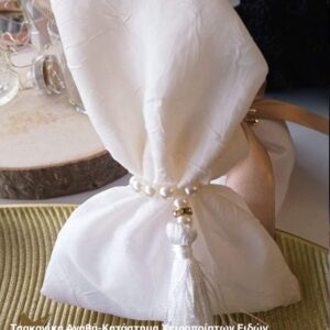 Μπομπονιέρα γάμου, Πουγκί με πέντε κουφέτα