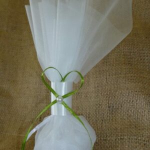 Μπομπονιέρα γάμου, Πουγκί με τούλι και πέντε κουφέτα